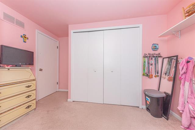 Builiding view twenty four for 1470 Nightingale, Wixom, MI. 48393