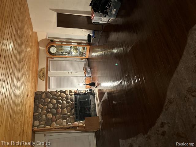 Builiding view thirteen for 1818 Swaney, Walled Lake, MI. 48390