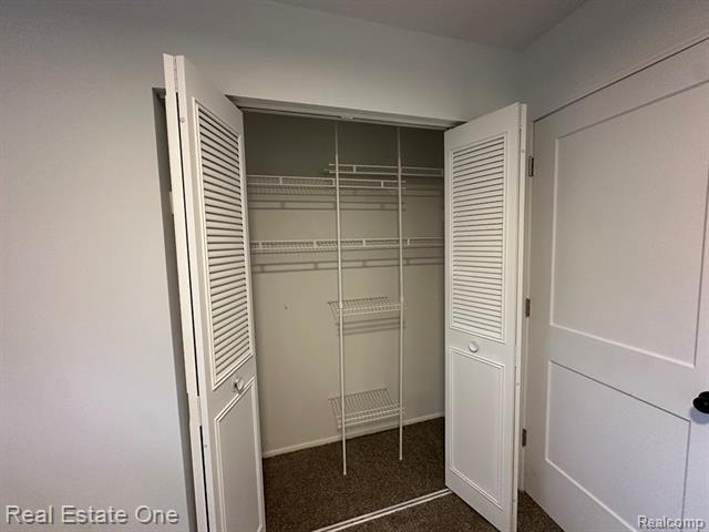 Builiding view eleven for 1507 Transue, Burton, MI. 48509