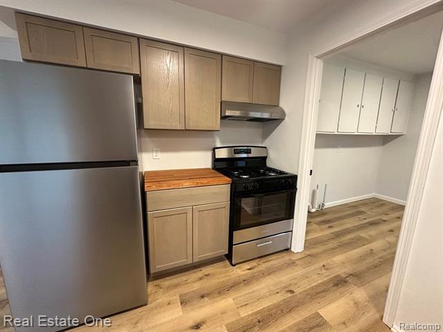 Builiding view five for 1507 Transue, Burton, MI. 48509