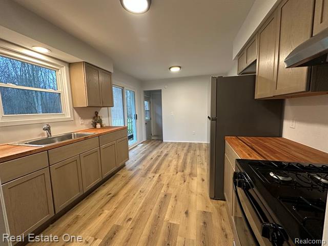 Builiding view nine for 1507 Transue, Burton, MI. 48509