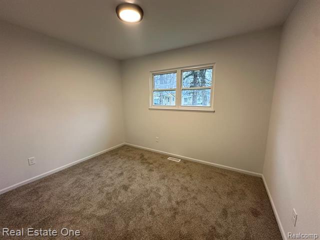 Builiding view thirteen for 1507 Transue, Burton, MI. 48509