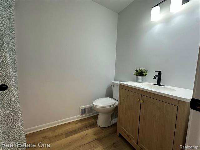 Builiding view twelve for 1507 Transue, Burton, MI. 48509