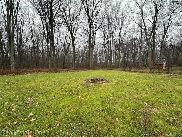 Builiding view twenty three for 1507 Transue, Burton, MI. 48509