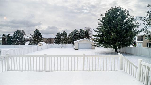 Builiding view thirty four for 2550 Willow View, Jenison, MI. 49428