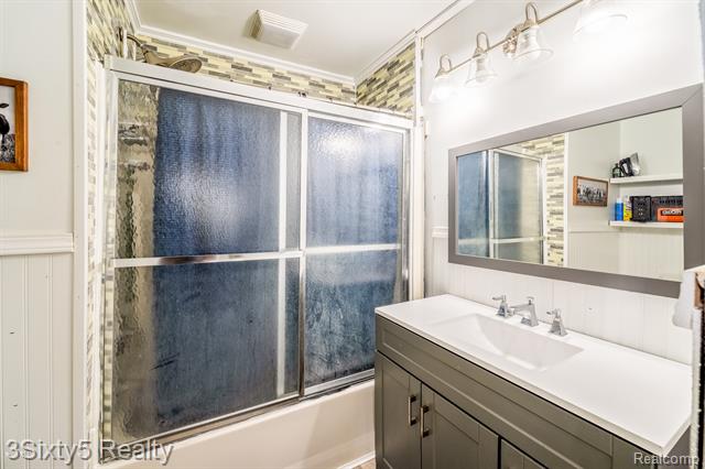 Builiding view fourteen for 314 Half, Monroe, MI. 48161