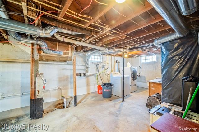 Builiding view sixteen for 314 Half, Monroe, MI. 48161