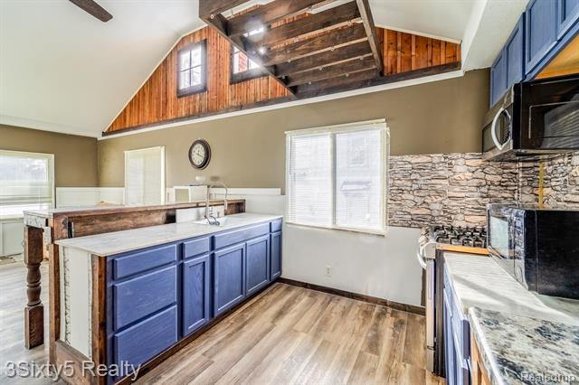 Builiding view ten for 314 Half, Monroe, MI. 48161