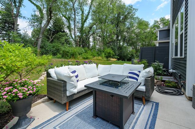 Builiding view thirty nine for 4164 Corvo, Kalamazoo, MI. 49006