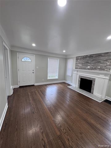 Builiding view thirteen for 8700 7 Mile, Detroit, MI. 48221