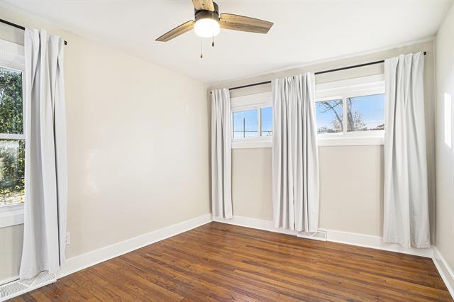 Builiding view seven for 2962 Riverview, Muskegon, MI. 49445