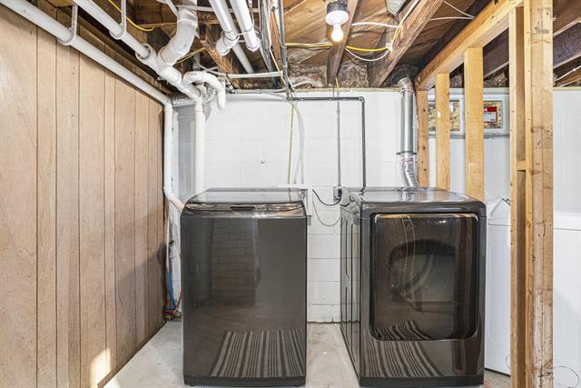 Builiding view twelve for 2962 Riverview, Muskegon, MI. 49445