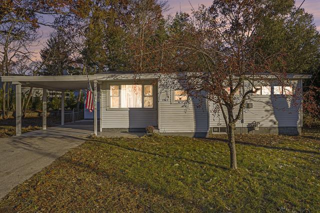 Builiding view two for 2962 Riverview, Muskegon, MI. 49445