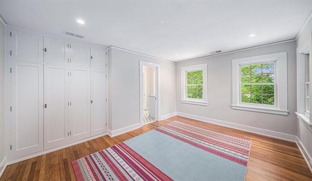 Builiding view forty eight for 809 Berkshire, Ann Arbor, MI. 48104