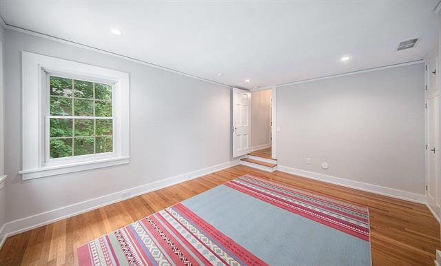 Builiding view forty nine for 809 Berkshire, Ann Arbor, MI. 48104