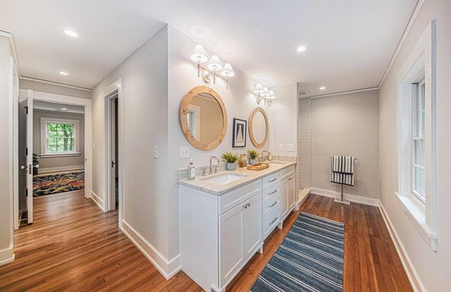 Builiding view thirty nine for 809 Berkshire, Ann Arbor, MI. 48104