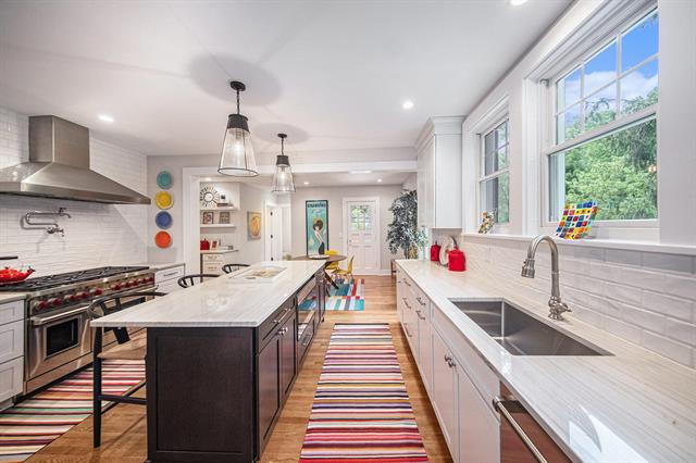 Builiding view thirty three for 809 Berkshire, Ann Arbor, MI. 48104