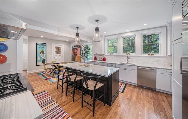 Builiding view twenty three for 809 Berkshire, Ann Arbor, MI. 48104