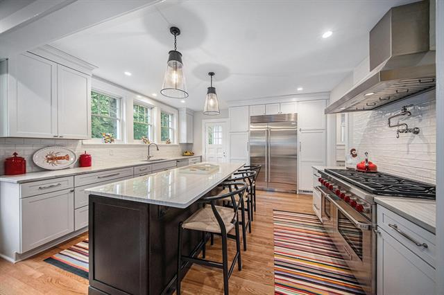 Builiding view twenty two for 809 Berkshire, Ann Arbor, MI. 48104