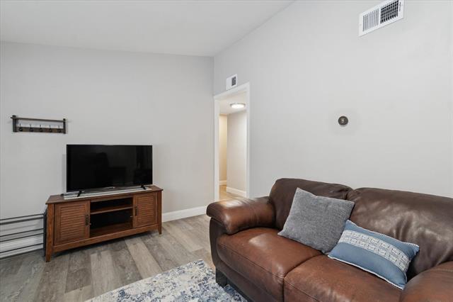 Builiding view seven for 1360 Decker, Walled Lake, MI. 48390