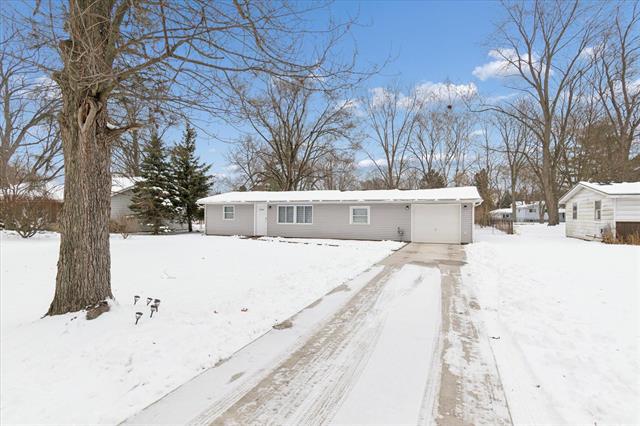 Builiding view two for 1360 Decker, Walled Lake, MI. 48390