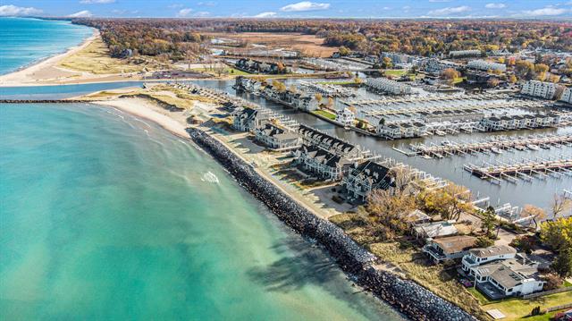 Builiding view one for 409 Lake, New Buffalo, MI. 49117