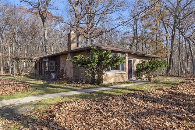 Builiding view thirteen for 6629 East, Three Oaks, MI. 49128