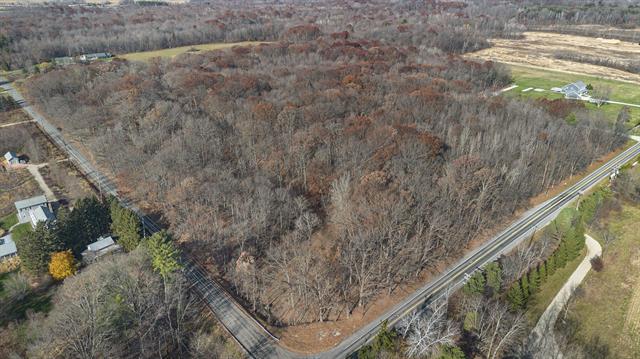 Builiding view twenty four for 6629 East, Three Oaks, MI. 49128