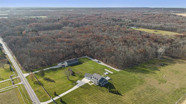 Builiding view twenty for 6629 East, Three Oaks, MI. 49128