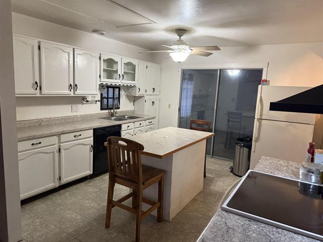 Builiding view two for 704 Isham St., Owosso, MI. 48867