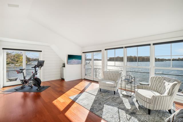 Builiding view forty five for 12410 Woodhull Landing, Fenton, MI. 48430