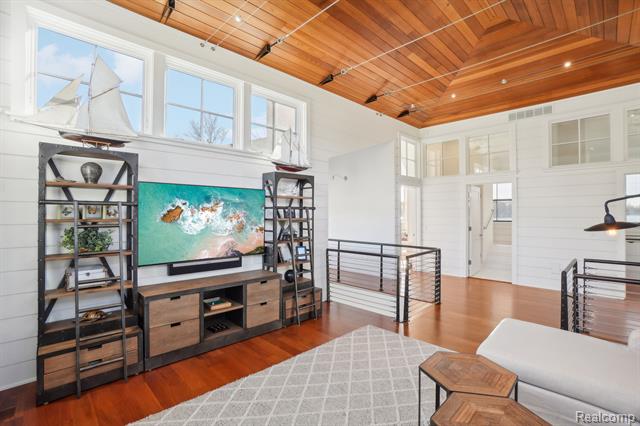 Builiding view forty one for 12410 Woodhull Landing, Fenton, MI. 48430