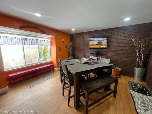 Builiding view nine for 1535 Kings Crown, Wixom, MI. 48393