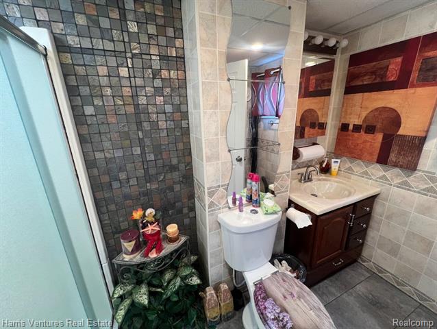 Builiding view twenty two for 1535 Kings Crown, Wixom, MI. 48393