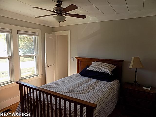 Builiding view eight for 43 Northbound Gratiot, Mount Clemens, MI. 48043