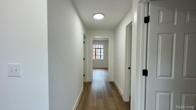 Builiding view fourteen for 5535 Yorkshire, Detroit, MI. 48224