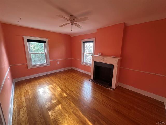 Builiding view eighteen for 203 Ardussi Ave, Saginaw, MI. 48602