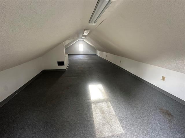 Builiding view twenty one for 203 Ardussi Ave, Saginaw, MI. 48602