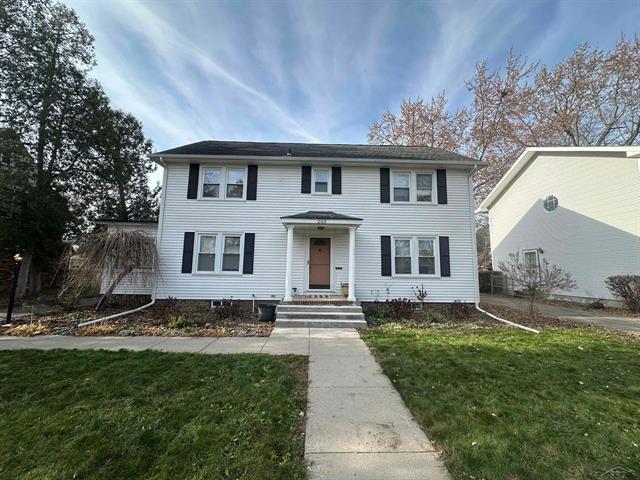 Builiding view two for 203 Ardussi Ave, Saginaw, MI. 48602