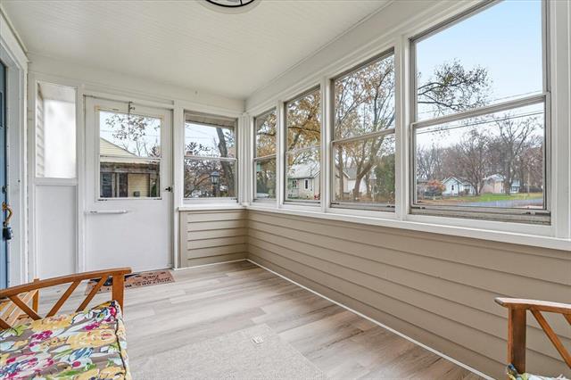 Builiding view forty five for 1904 North, Kalamazoo, MI. 49006