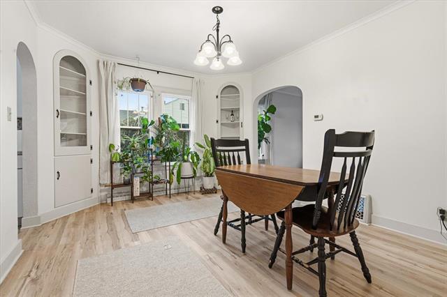 Builiding view six for 1904 North, Kalamazoo, MI. 49006