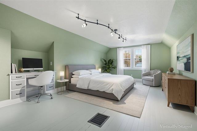 Builiding view sixteen for 1904 North, Kalamazoo, MI. 49006