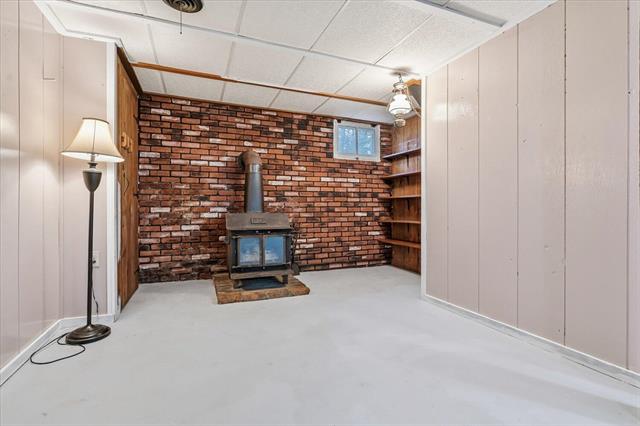 Builiding view twenty four for 1904 North, Kalamazoo, MI. 49006