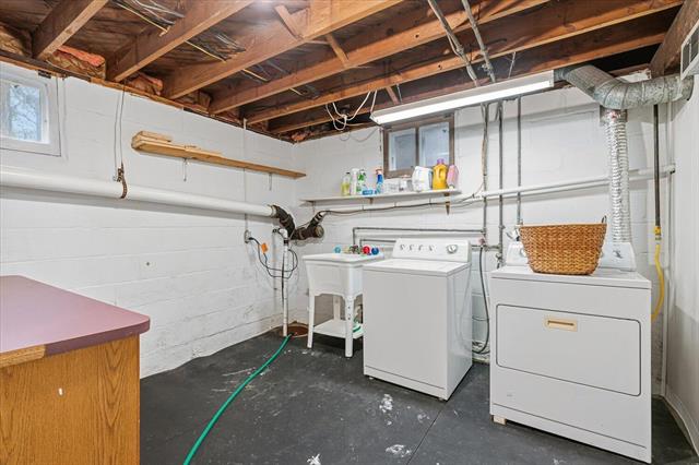 Builiding view twenty six for 1904 North, Kalamazoo, MI. 49006