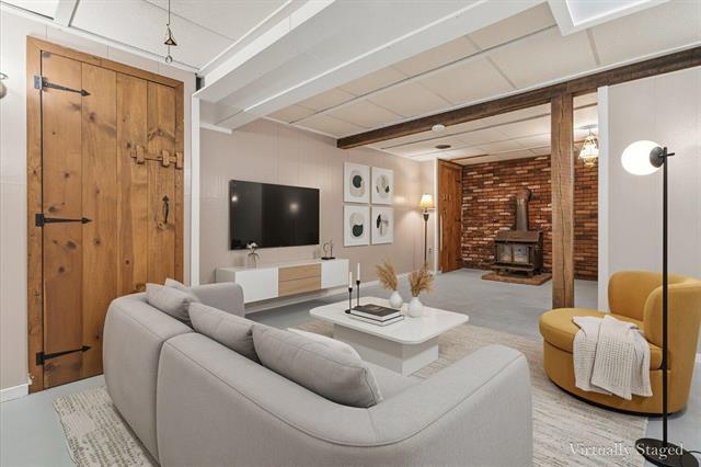 Builiding view twenty two for 1904 North, Kalamazoo, MI. 49006