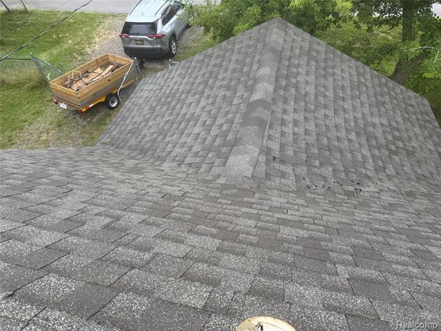 Builiding view thirty one for 3208 Ludwig, Burton, MI. 48529