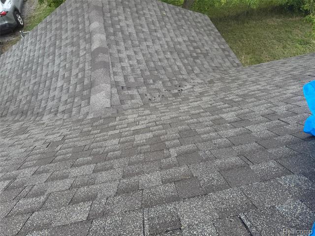 Builiding view thirty two for 3208 Ludwig, Burton, MI. 48529