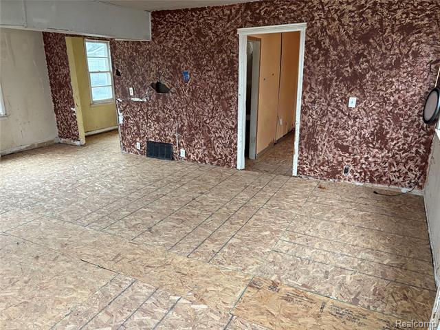 Builiding view three for 3208 Ludwig, Burton, MI. 48529