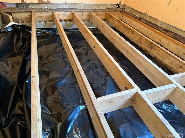 Builiding view twelve for 3208 Ludwig, Burton, MI. 48529