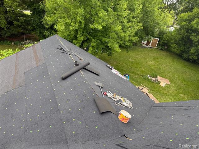 Builiding view twenty five for 3208 Ludwig, Burton, MI. 48529